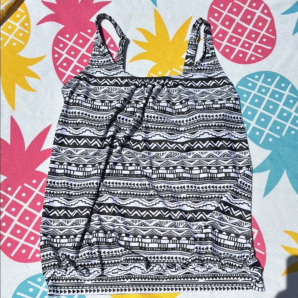 Black and White Geometric Print Swim Top
